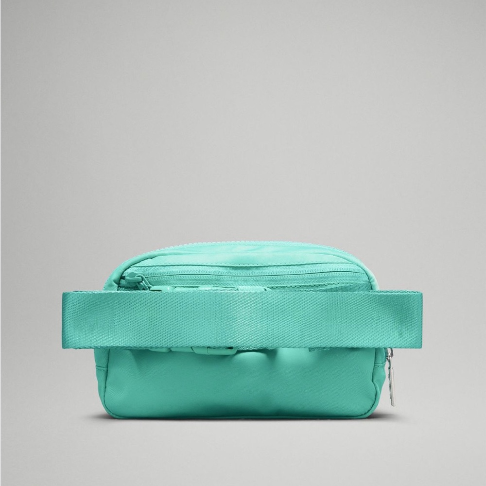 LULULEMON EVERYWHERE BELT BAG PARADISE GREEN - Picture 3 of 8
